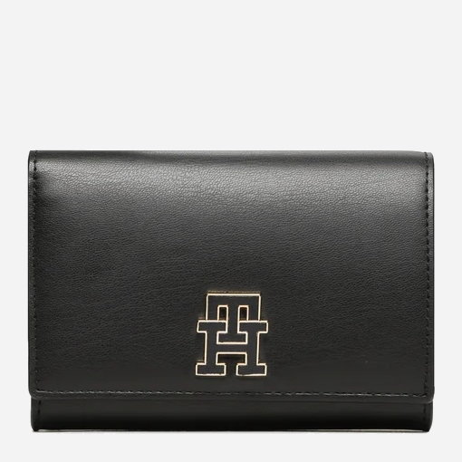 Portfel damski skórzany Tommy Hilfiger Th Chic Med Flap Wallet AW0AW14887 Black (8720644243992). Portfele