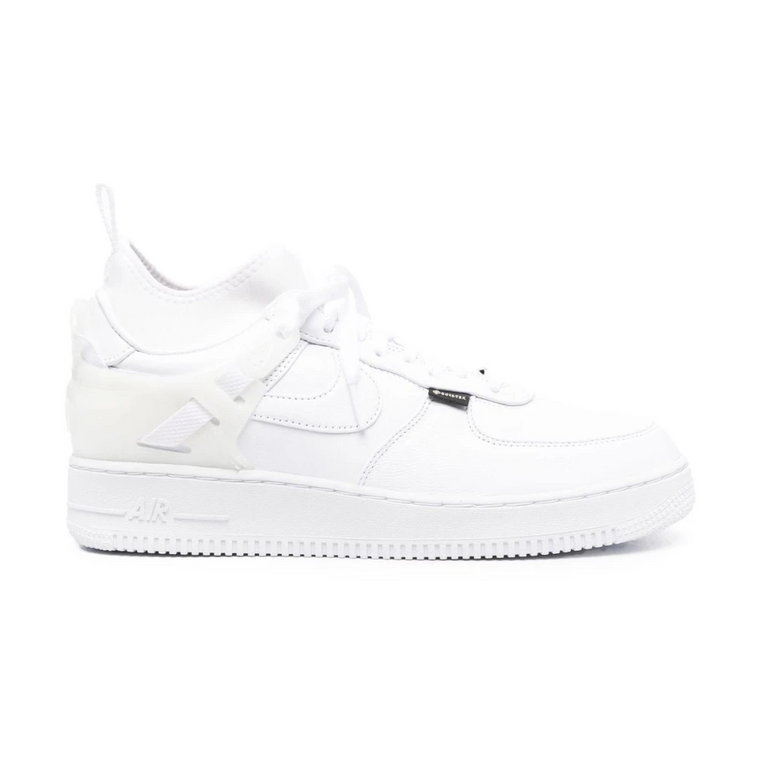 Białe Skórzane Sneakersy z Ikonicznym Logo Nike