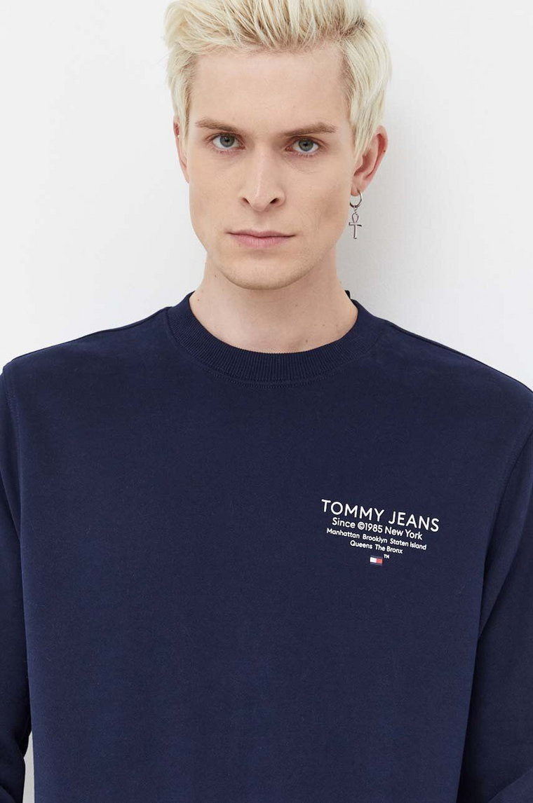 Tommy Jeans bluza bawełniana męska kolor granatowy z nadrukiem DM0DM18404