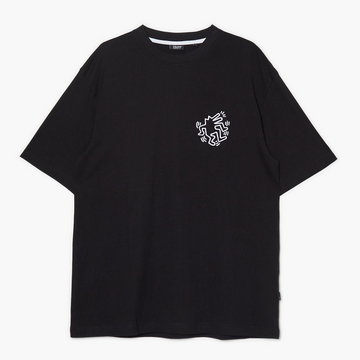 Cropp - Czarna koszulka z grafiką Keith Haring - Czarny