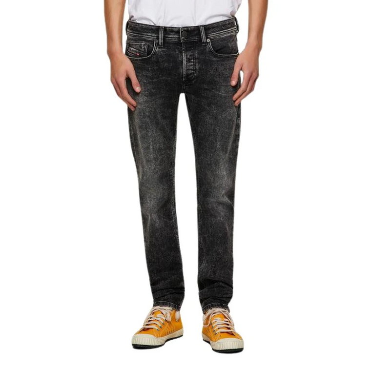 Nowoczesne Skinny Jeans z Efektem Marmurowego Prania Diesel