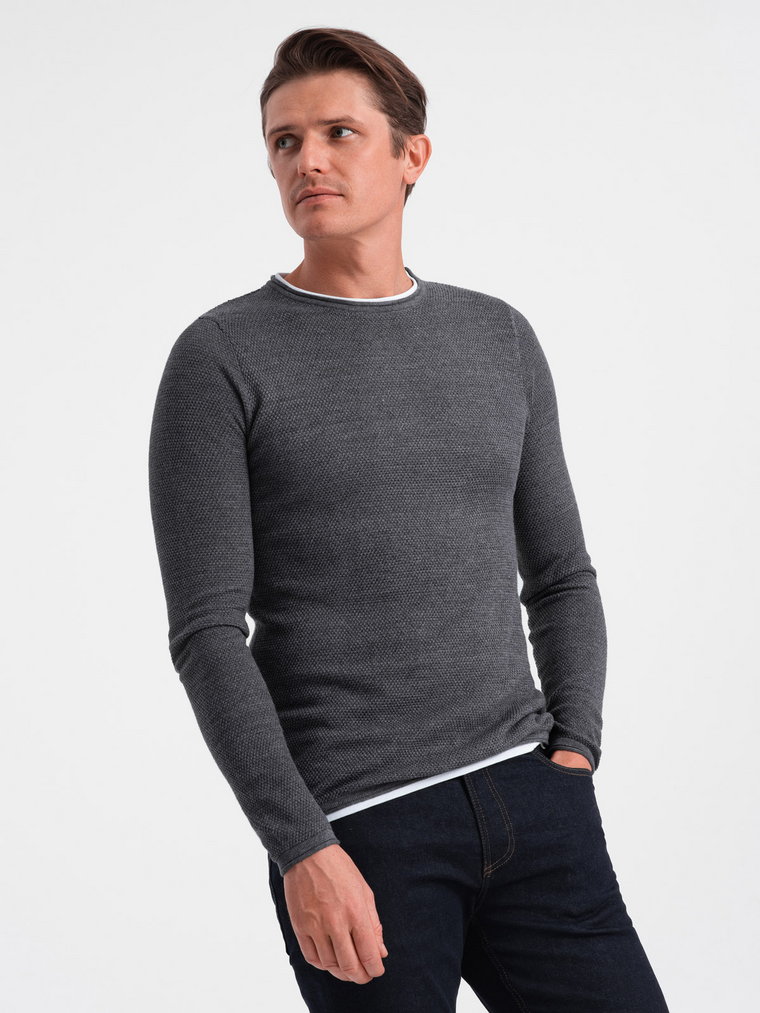 Bawełniany sweter męski z okrągłym dekoltem - grafitowy melanż V2 OM-SWSW-0103