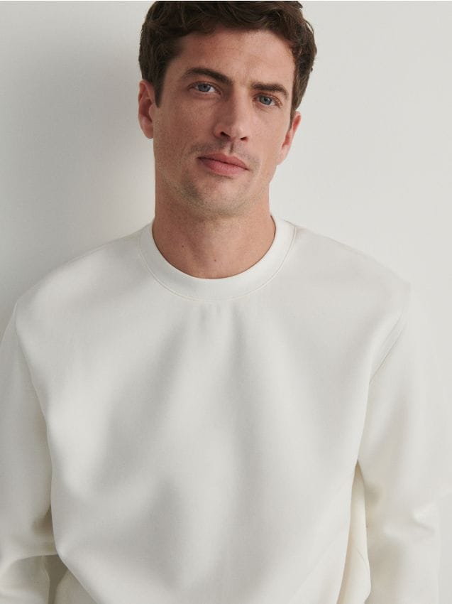 Reserved - Gładka bluza z bawełną - złamana biel