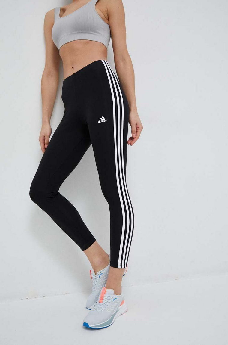 adidas legginsy damskie kolor czarny z aplikacją  IC7151