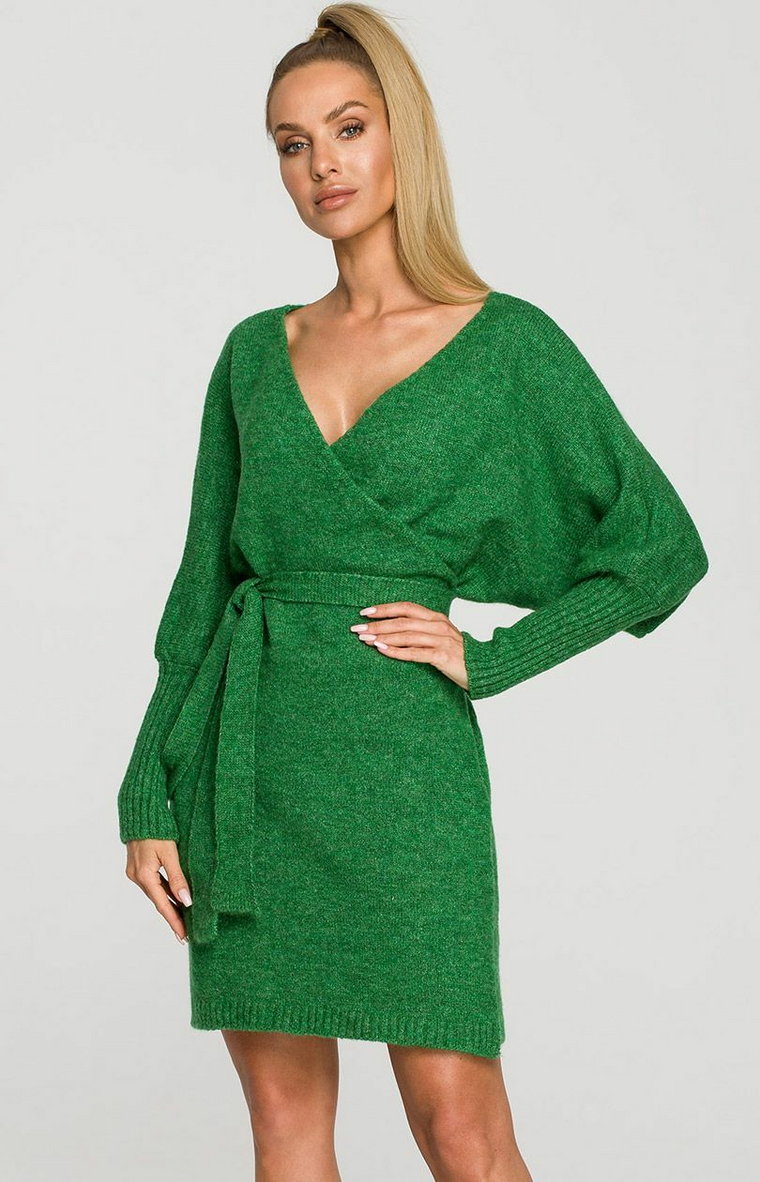 Zielona kopertowa sukienka swetrowa z wełną M714, Kolor szmaragdowy, Rozmiar L/XL, MOE
