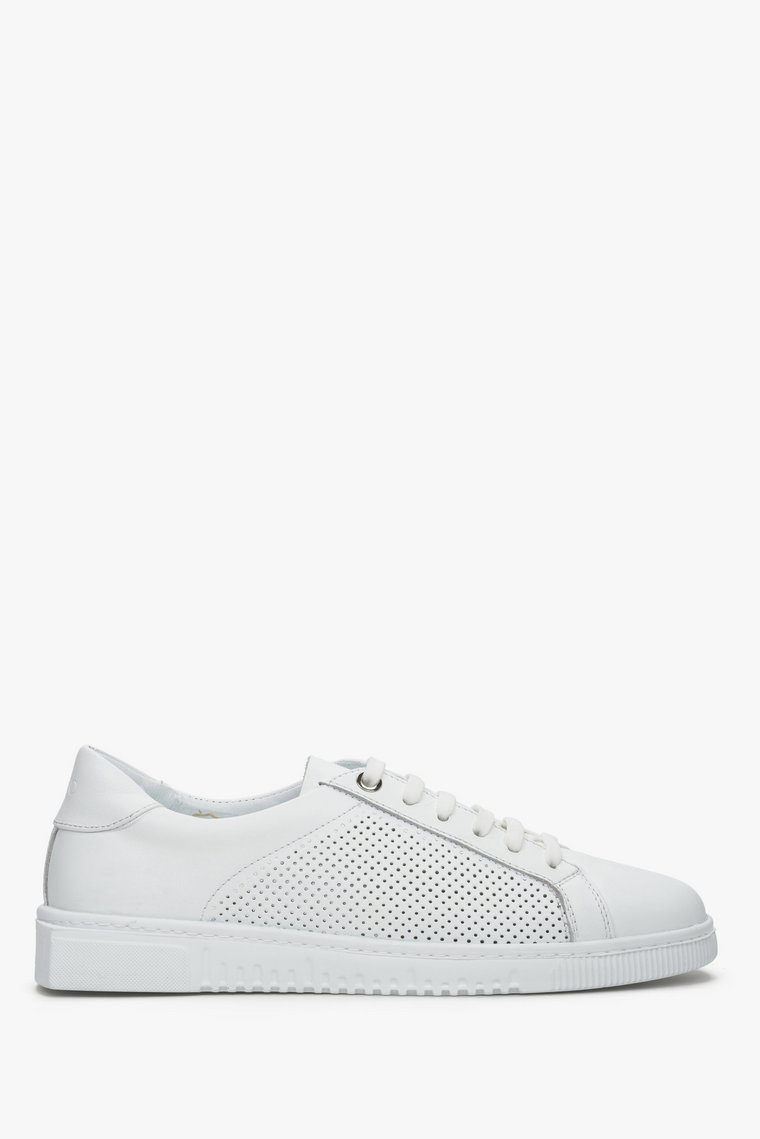 Białe sneakersy damskie z perforacją na lato Estro ER00111467
