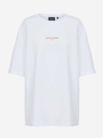 UNFOLLOWED x ABOUT YOU Koszulka 'DELIVERY'  biały