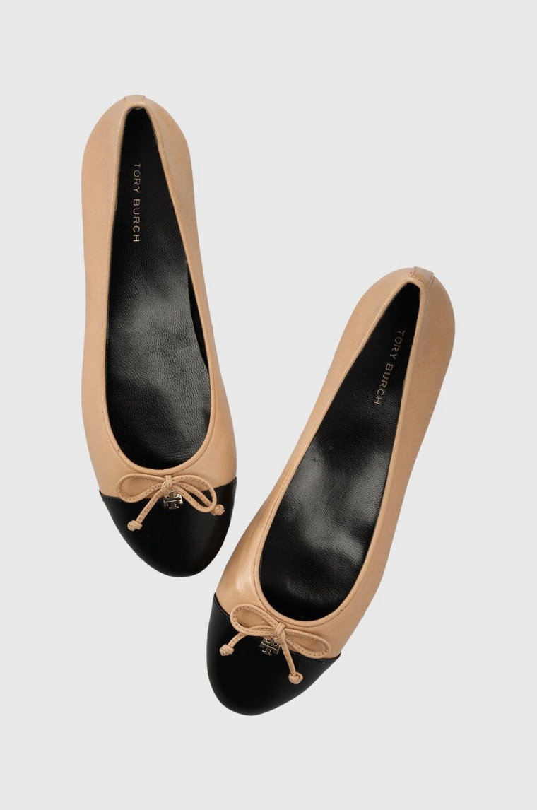 Tory Burch baleriny skórzane CAP-TOE BALLET kolor beżowy  154513-200