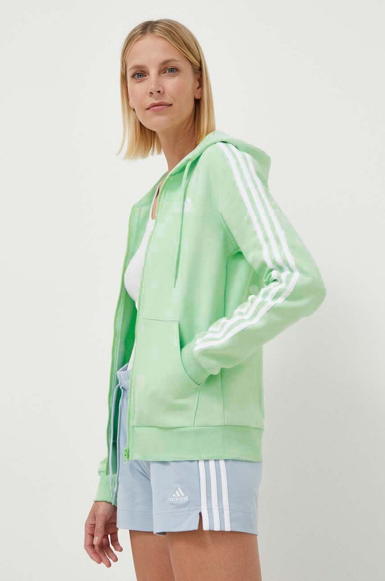 adidas bluza damska kolor zielony z kapturem z aplikacją IR6077