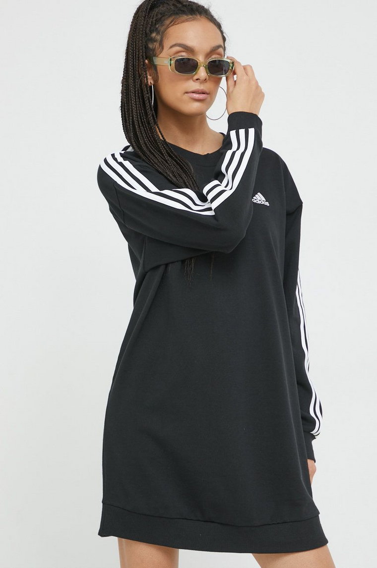 adidas sukienka bawełniana damska kolor czarny z aplikacją