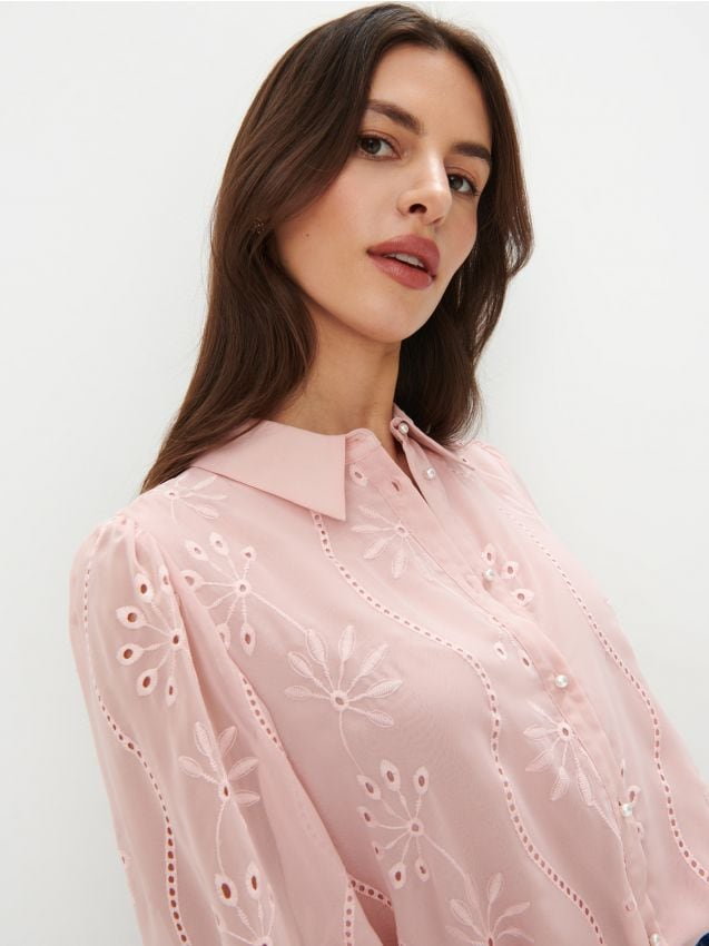 Mohito - Pudrowa koszula z haftem - różowy