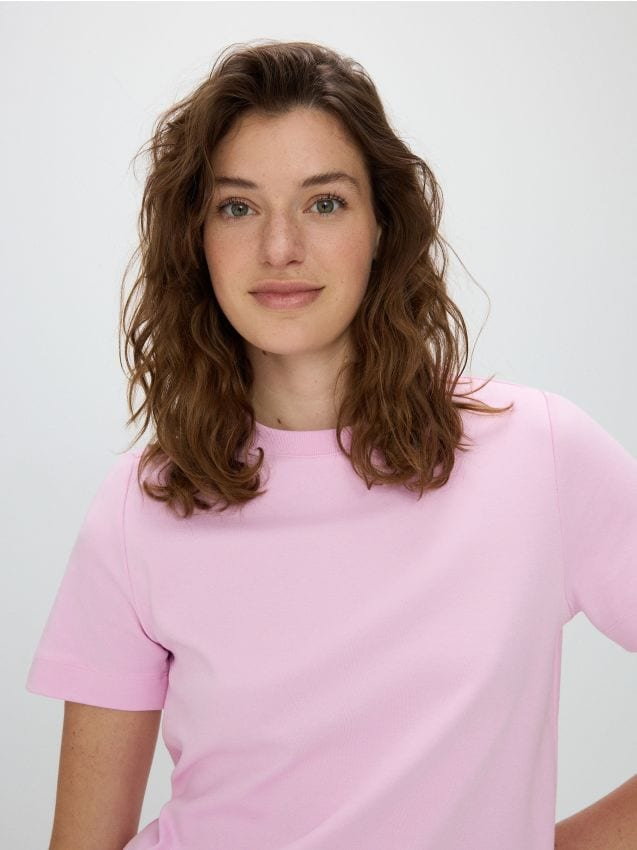 Reserved - T-shirt z merceryzowanej bawełny - różowy