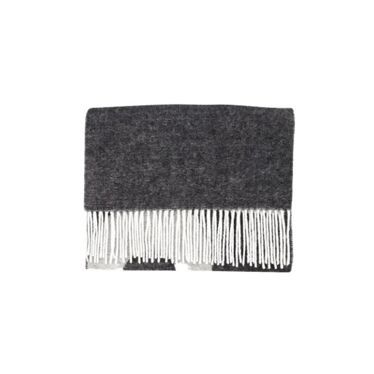 Wool scarves A.p.c.