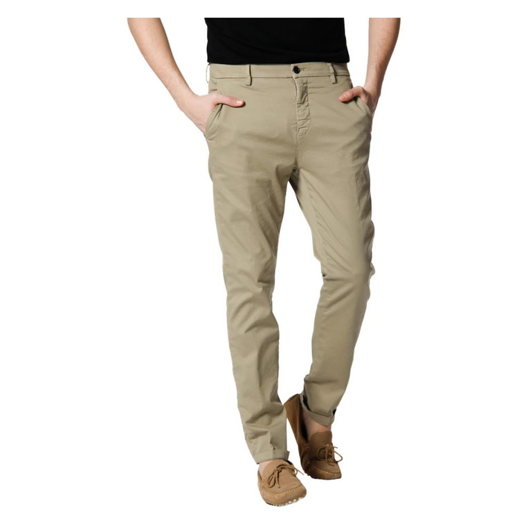 Slim-Fit Chinos: Ulepsz swoją garderobę Mason's