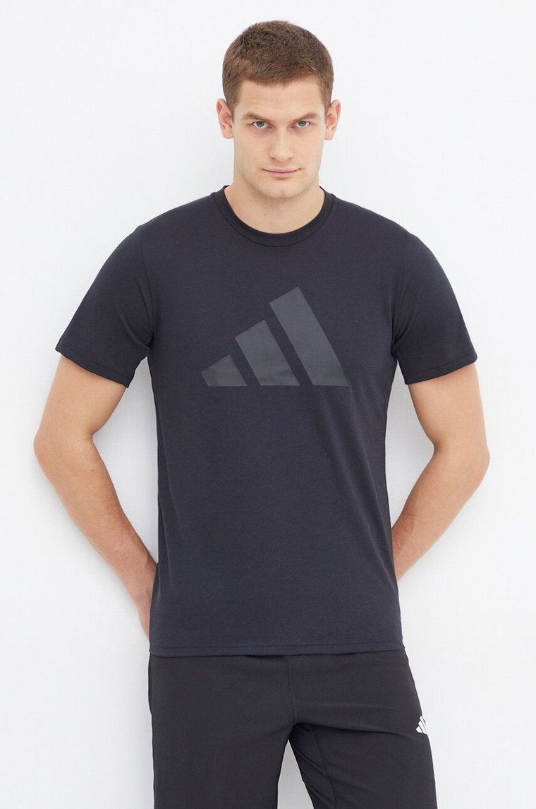 adidas Performance t-shirt treningowy Train Essentials kolor czarny z nadrukiem IB8274