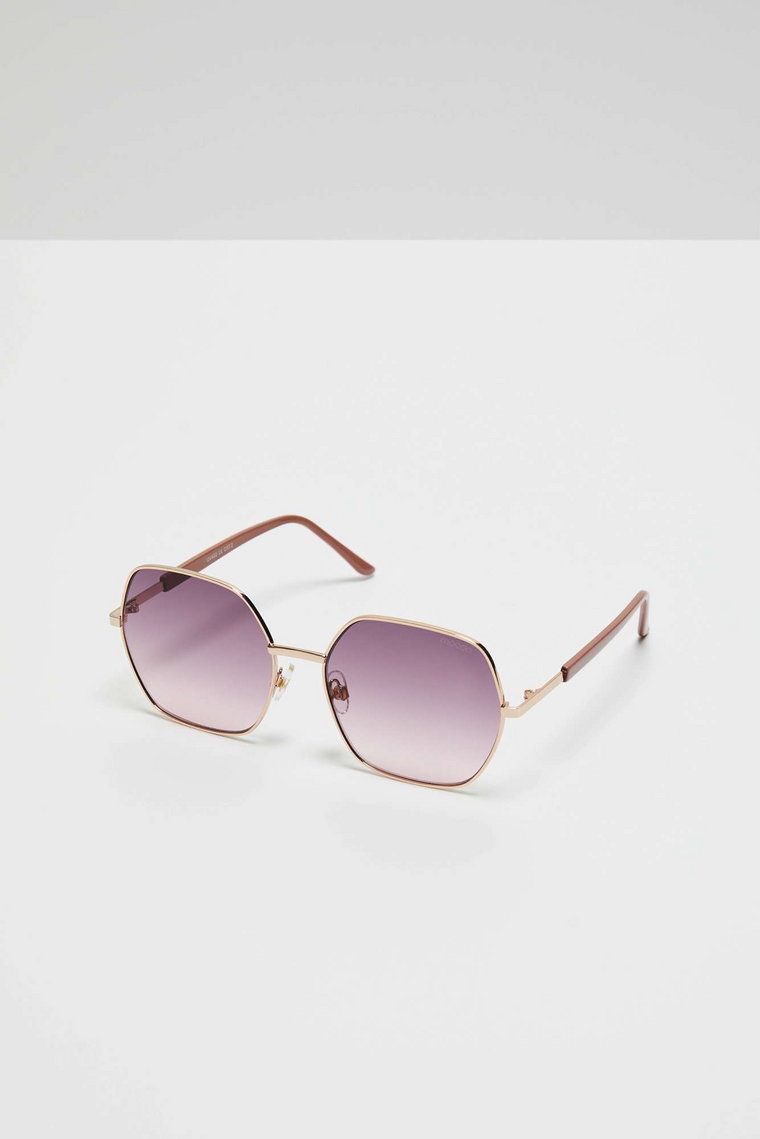 Okulary przeciwsłoneczne  z metalowymi oprawkami  różowe