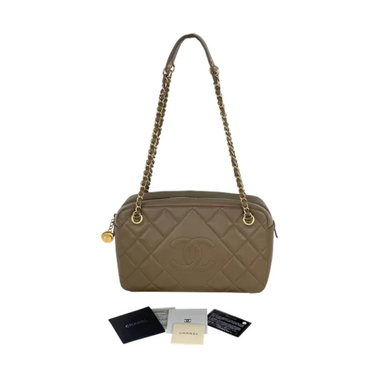 Używana torba Chanel CC Camera Case Taupe Lambskin Crossbody Chanel Vintage