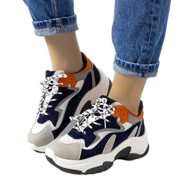 Granatowe sneakersy na wysokiej podeszwie Monica białe pomarańczowe szare