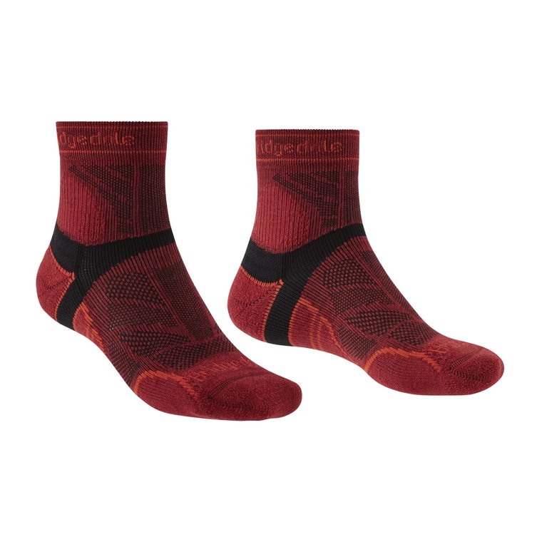 Męskie skarpety do biegania Bridgedale Lightweight T2 Merino Sport 3/4 Crew red - 40-43