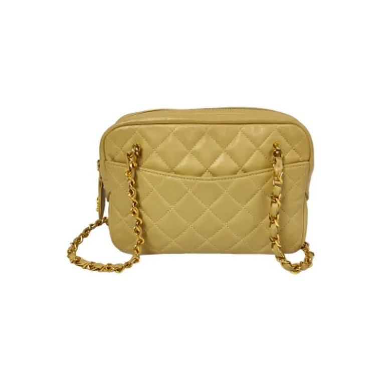 Wintage Quilted Lamb Leather Camera Bag Chanel Vintage