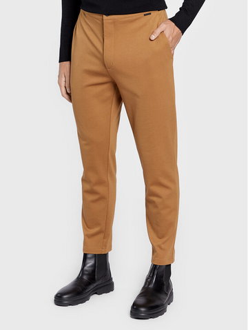 Spodnie materiałowe Calvin Klein