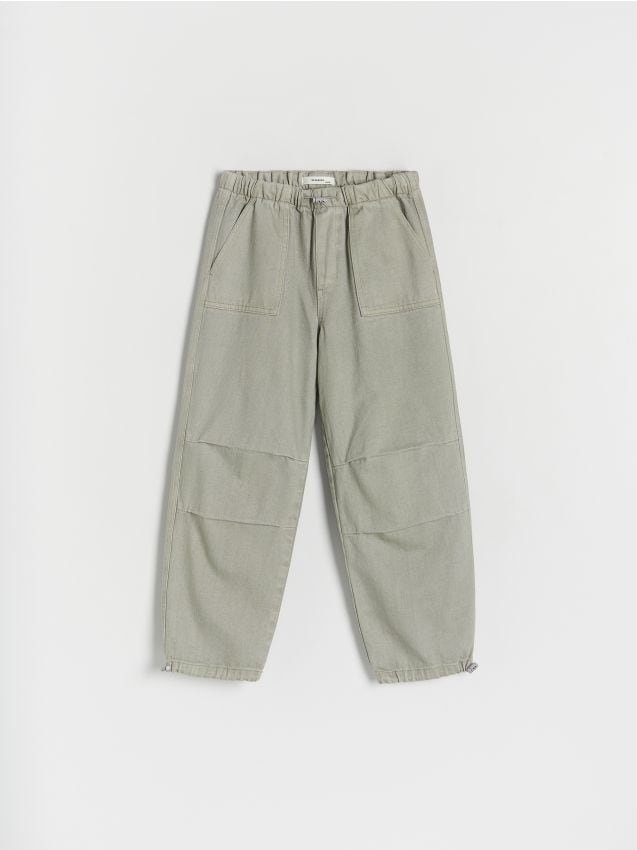Reserved - Spodnie jeansowe parachute - zielony