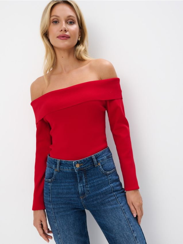 Mohito - Czerwony sweter z odkrytymi ramionami - czerwony