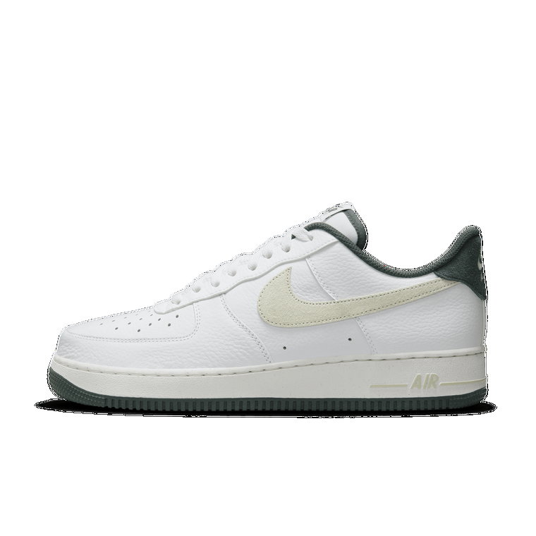 Buty męskie Nike Air Force 1 '07 LV8 - Biel