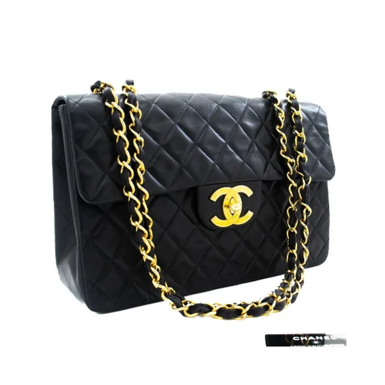 Używana czarna skórzana torebka Chanel Flap Chanel Vintage