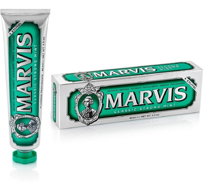 MARVIS Fluoride Toothpaste odświeżająca pasta do zębów z fluorem Classic Strong Mint 85ml
