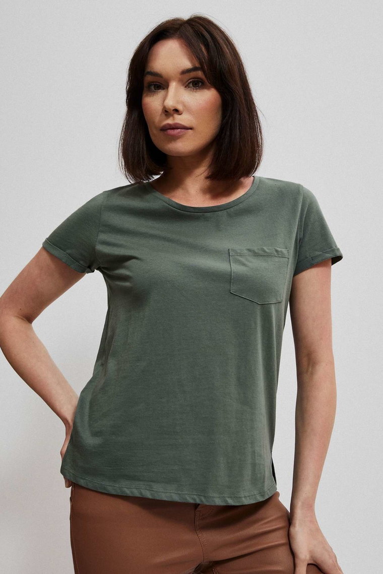 Bawełniany t-shirt z krótkimi rękawami i kieszkonką oliwkowy