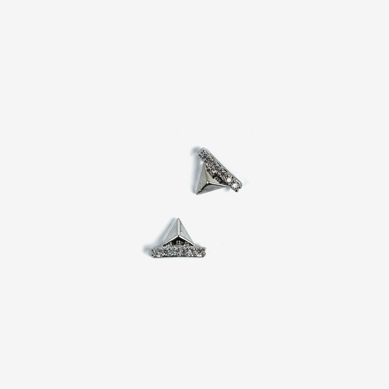 783 Ozdoba do manicure Semilac srebrne piramidy, 2 sztuki