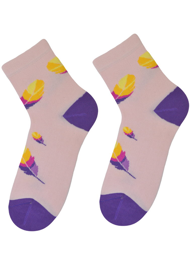 Kolorowe skarpetki z gładkim szwem Cotton Socks, wesołe motywy- Piórka