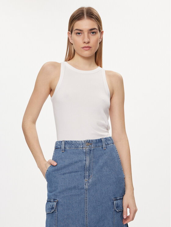 Top  Levi's