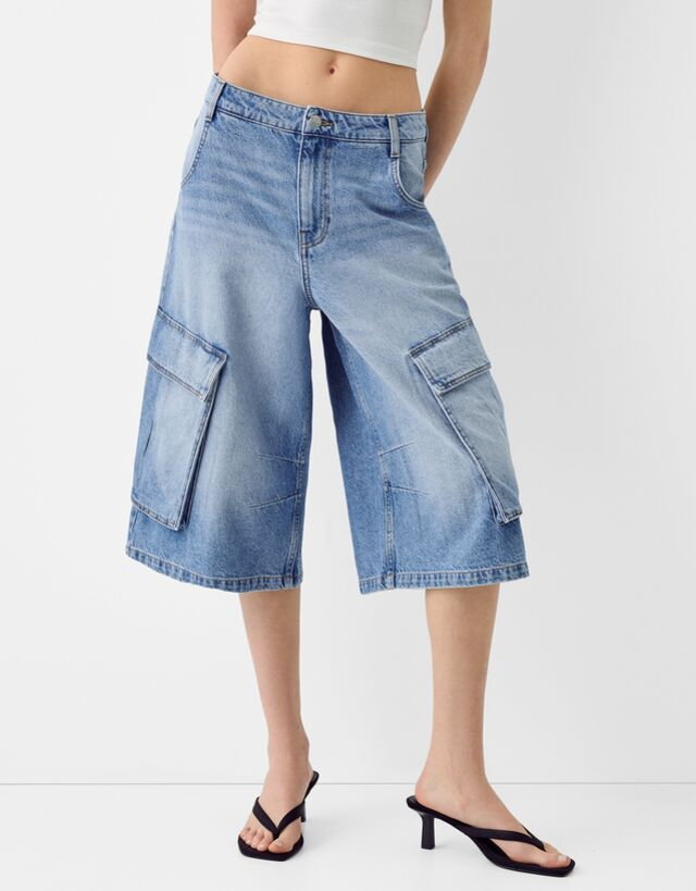 Bershka Jorts W Stylu Bermudów Baggy Cargo Kobieta 40 Wyblakły Niebieski