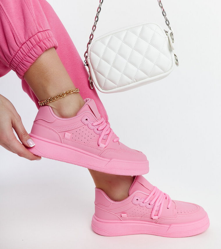 Różowe sneakersy na platformie Asphodel