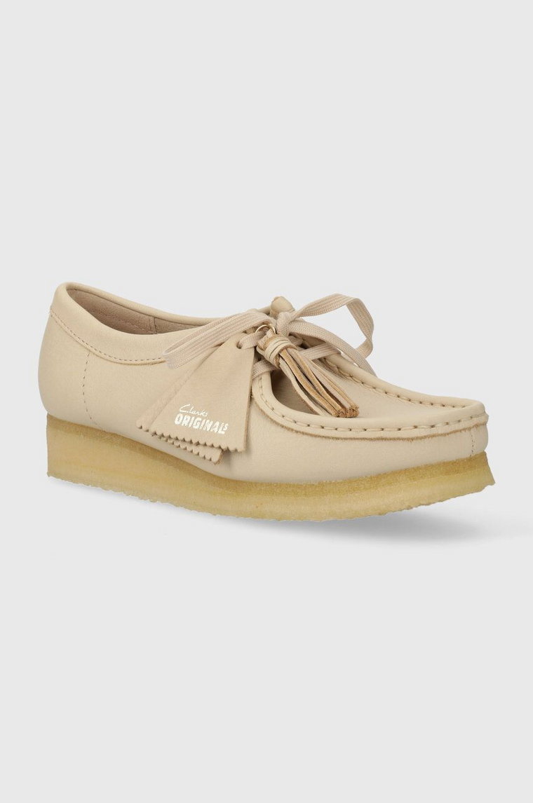 Clarks Originals półbuty skórzane Wallabee damskie kolor beżowy na płaskim obcasie 26175773