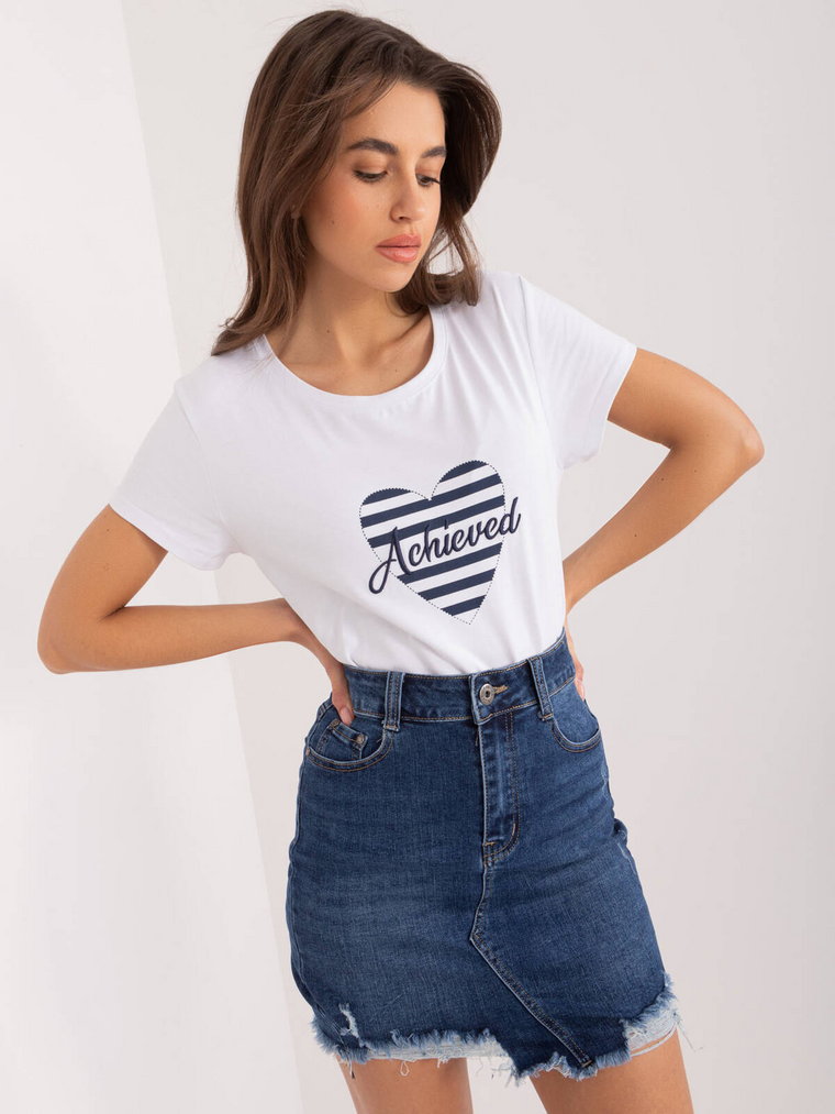 T-shirt z nadrukiem biało-granatowy casual dekolt okrągły rękaw krótki