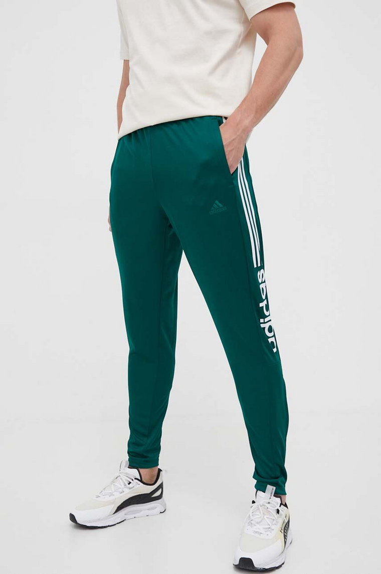 adidas spodnie dresowe kolor zielony z nadrukiem IM2935