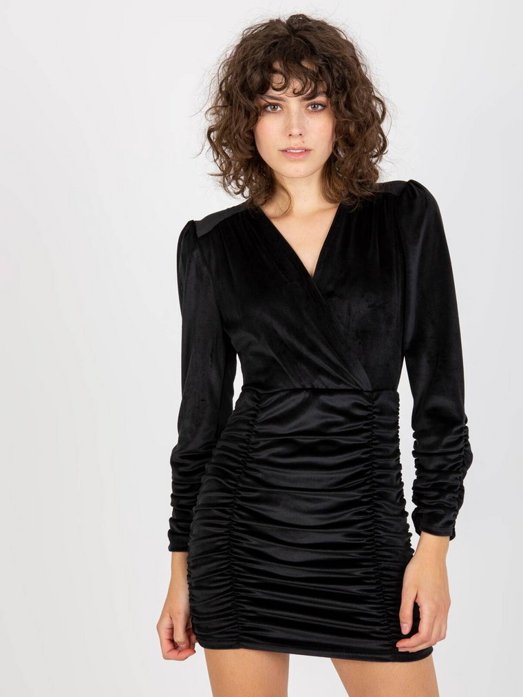 Sukienka koktajlowa czarny dekolt kopertowy rękaw długi długość mini marszczenia bufki