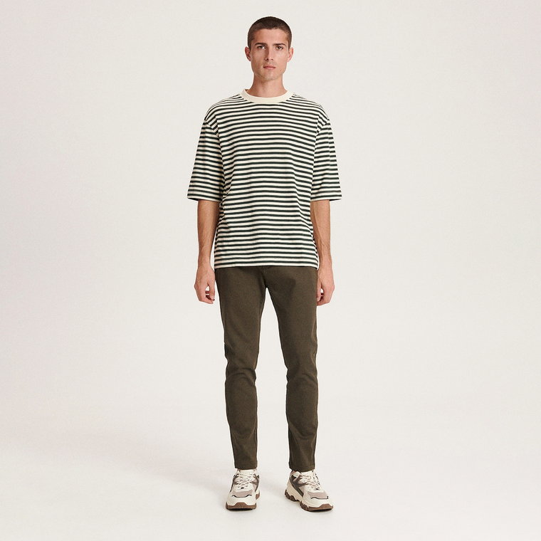 Reserved - Spodnie chino slim fit - zielony