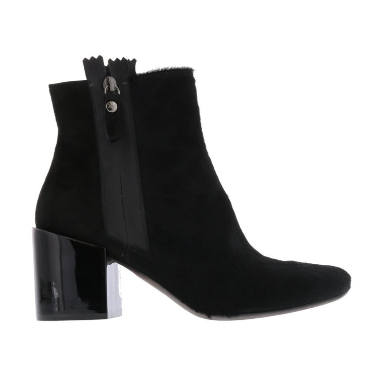 Heeled Boots AGL