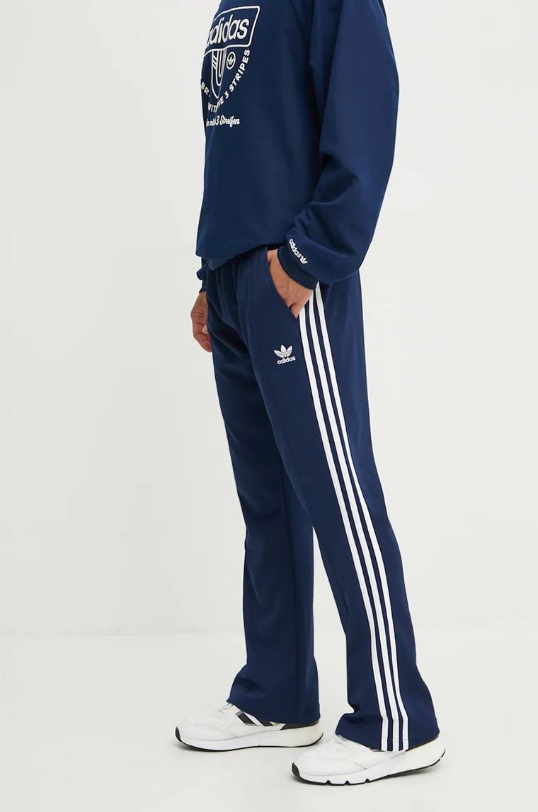 adidas Originals spodnie dresowe Adicolor 70s Track Pant kolor granatowy wzorzyste IX5220