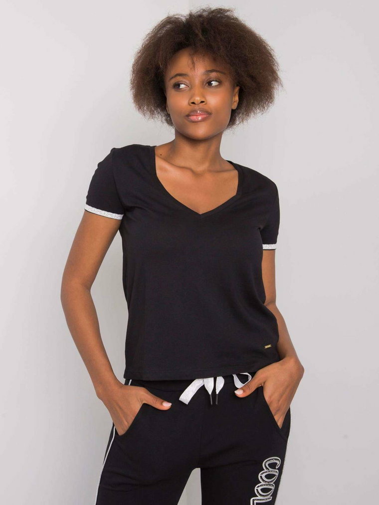 T-shirt jednokolorowy czarny dekolt w kształcie V