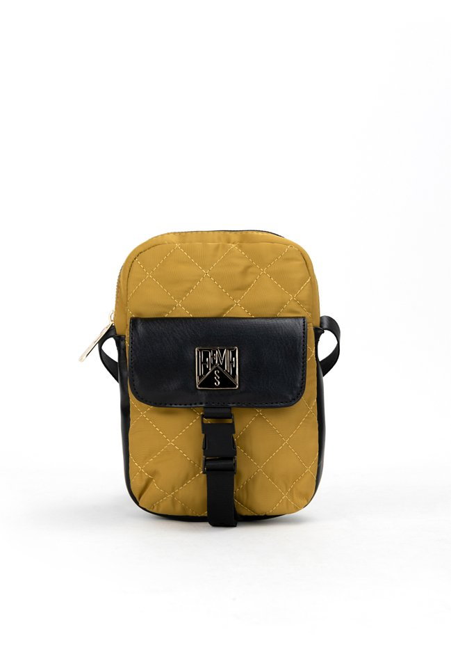 Pikowana torebka crossbody