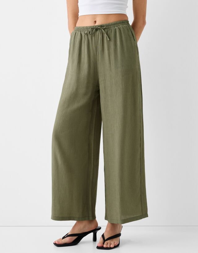 Bershka Spodnie Culotte Z Muślinu Kobieta Xs Khaki