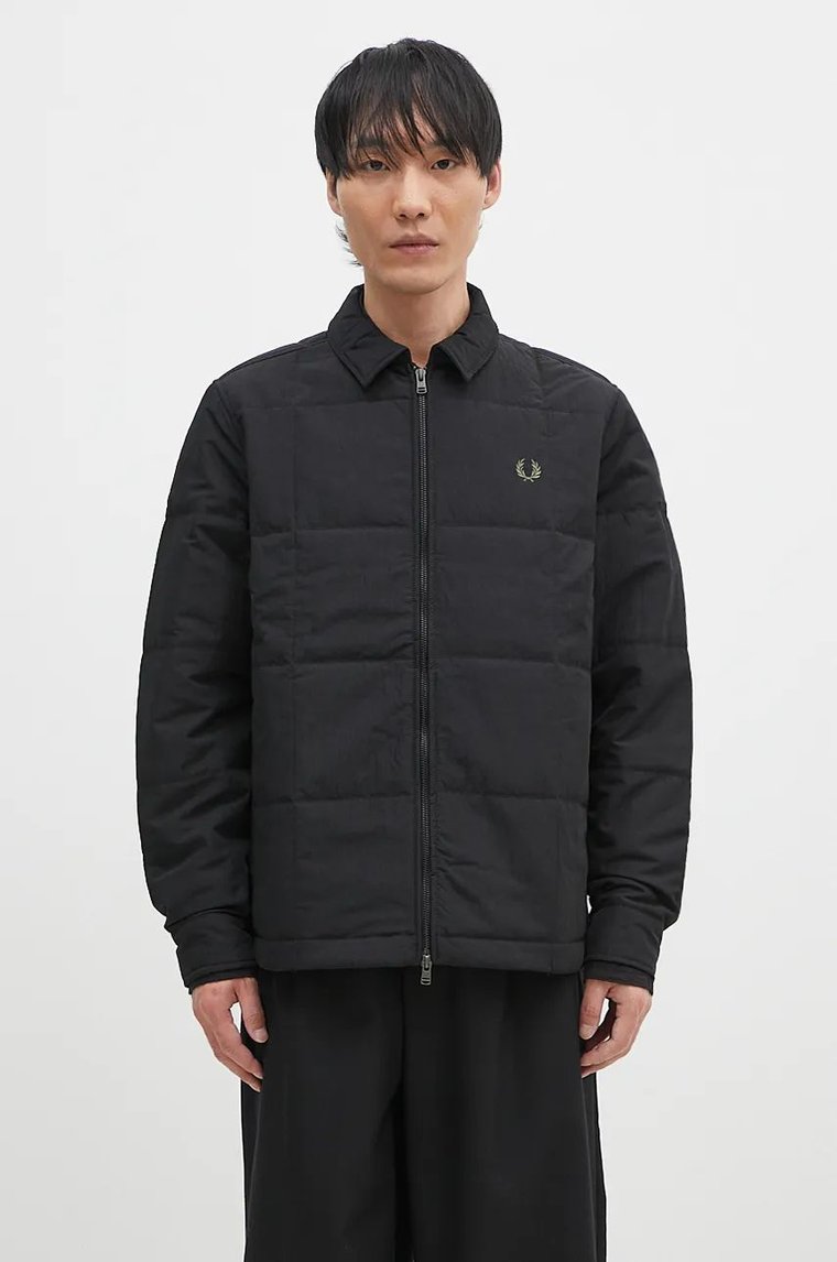 Fred Perry kurtka Quilted Overshirt męska kolor czarny przejściowa M6642.102