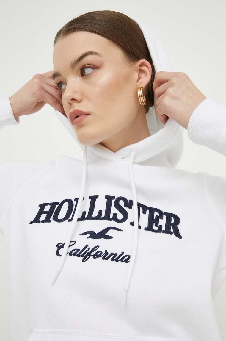 Hollister Co. bluza damska kolor biały z kapturem z aplikacją