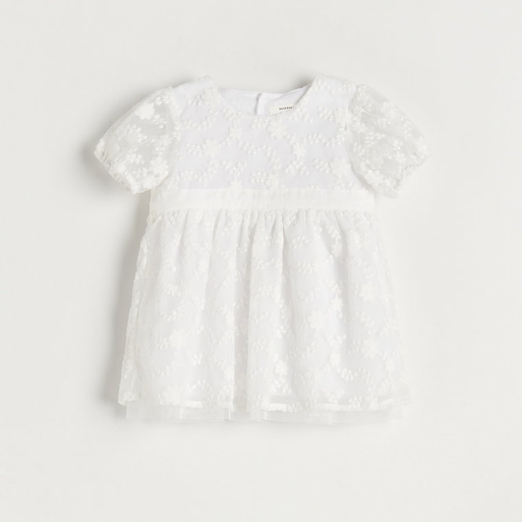 Reserved - Tiulowa sukienka w kwiaty - biały