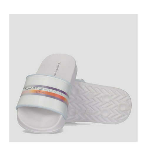 Klapki chłopięce Tommy Hilfiger Reflective Pool Slide T3B0-32931-1172100- 37 Białe (8052578193891). Klapki chłopięce